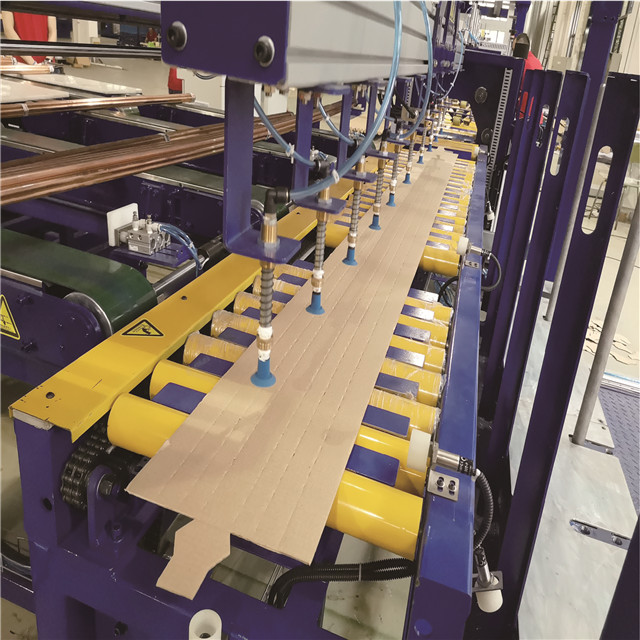 Verpackungslösung für Kupferrohrkartons 